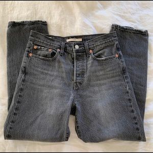 Black Levi’s Wedgie Straight Jeans